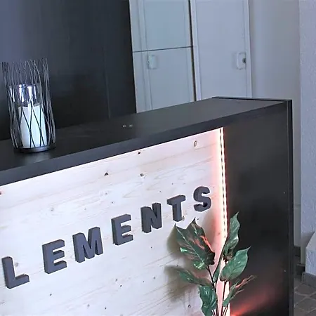 山林小屋 Elements