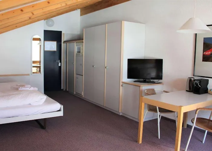 Elements * Grindelwald